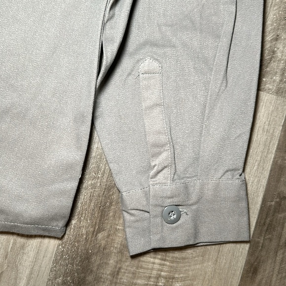 Avengers We Love Fine Long Sleeve Button Down - XL - Picture 4 of 8